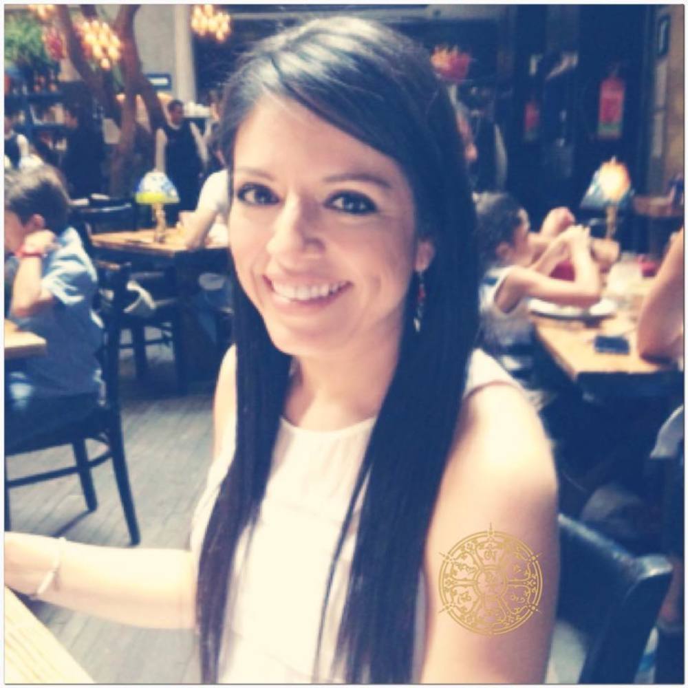 Meet your Posher, Julizza